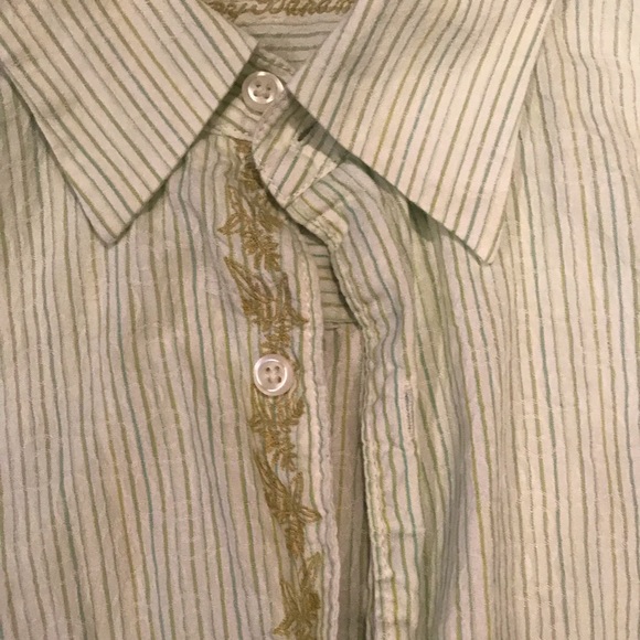 Men’s Tommy Bahama button down shirt - Picture 2 of 3